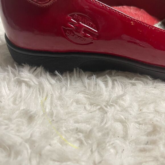 Gravity Defyer Leather Patent Red Peep Toe Slip On Shoes Size 6 - Picture 10 of 14